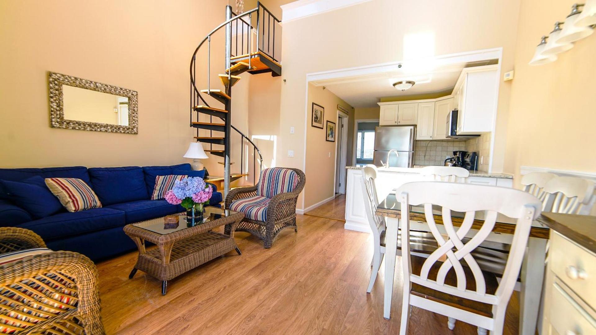 Windward Shores photo 41