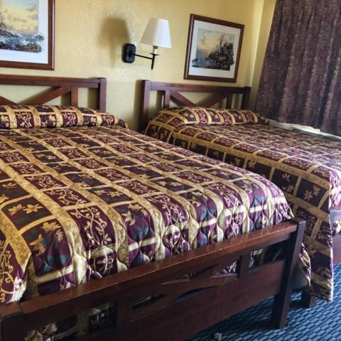 Country Host Inn photo 8