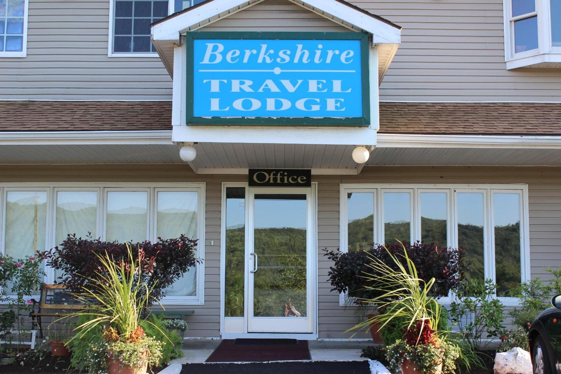 Berkshire Travel Lodge photo 1