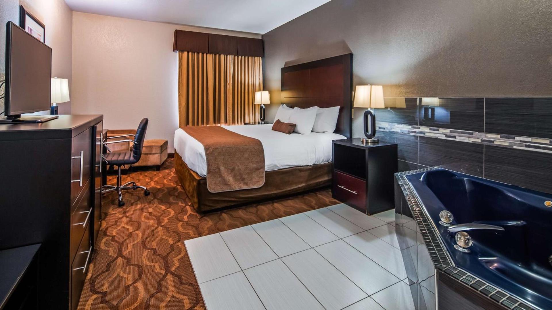 Best Western Commerce Inn photo 13