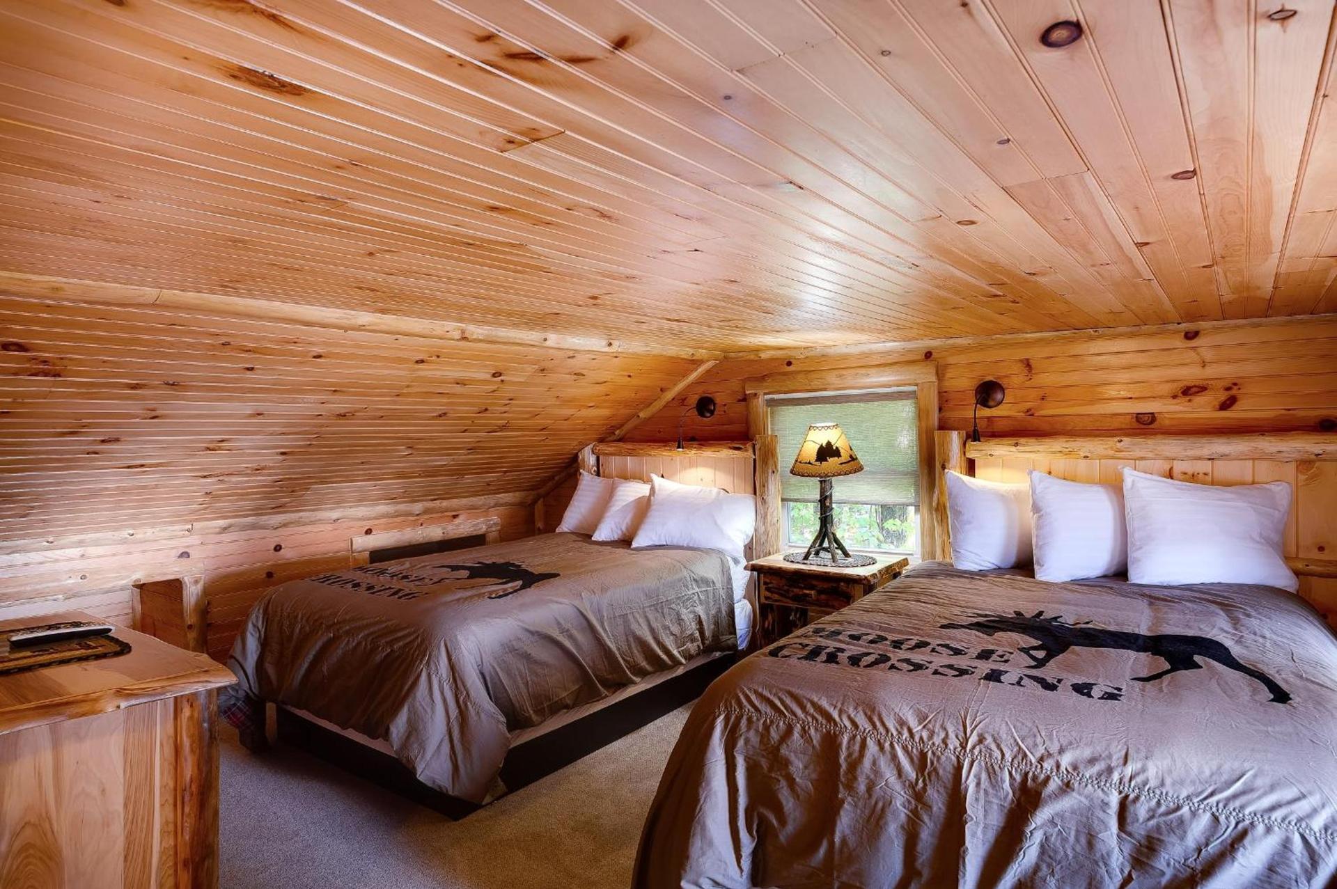 Cobble Mountain Lodge photo 95