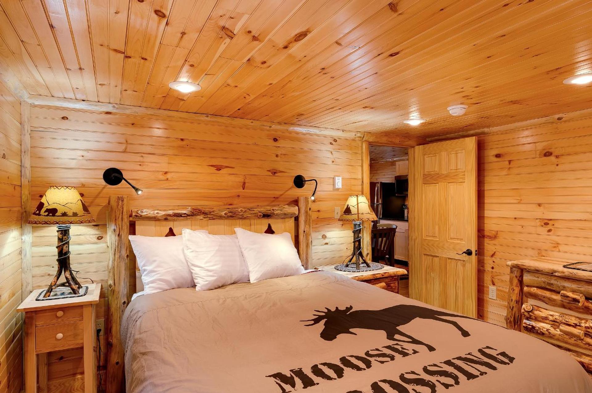 Cobble Mountain Lodge photo 99