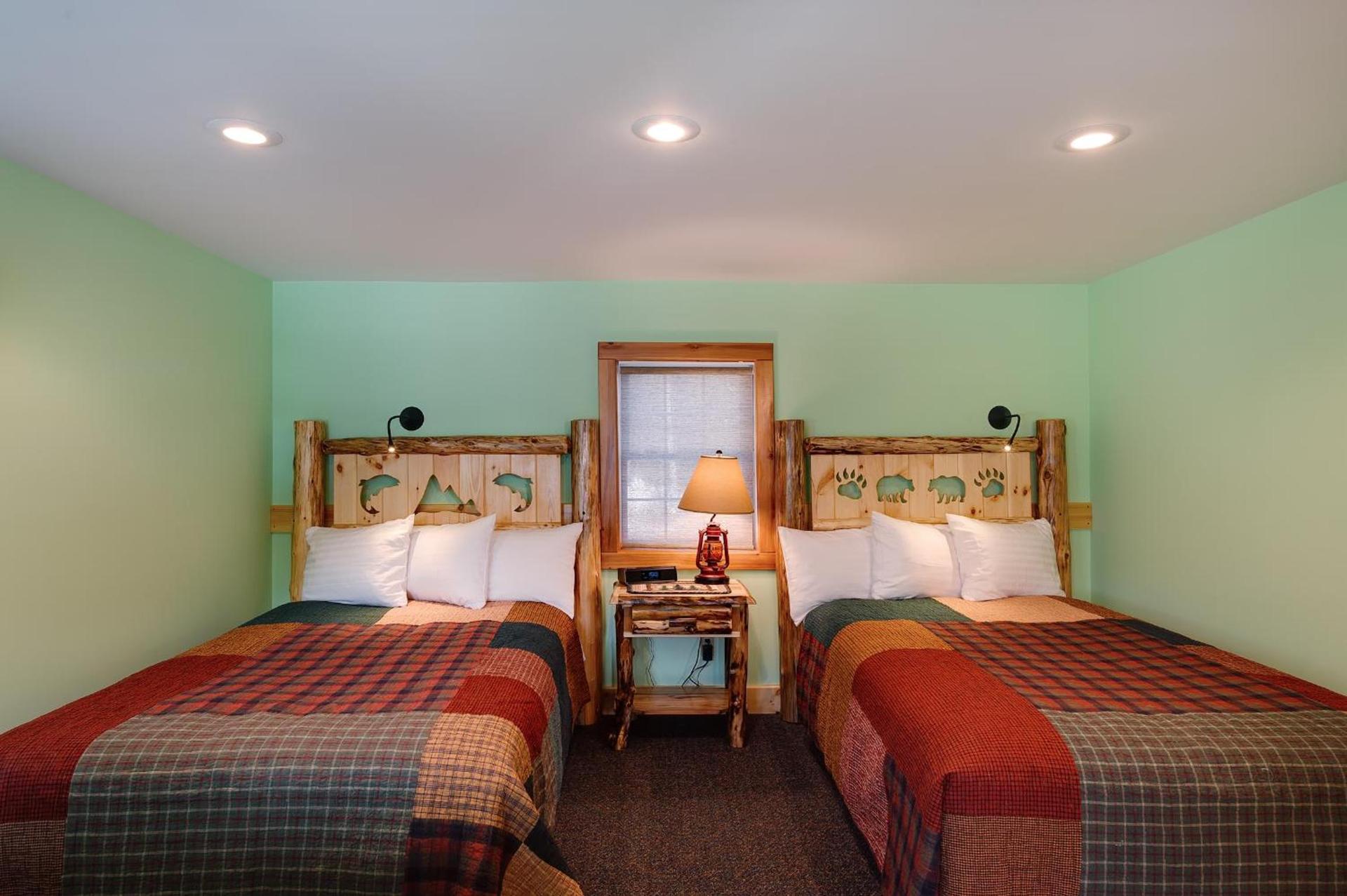 Cobble Mountain Lodge photo 56