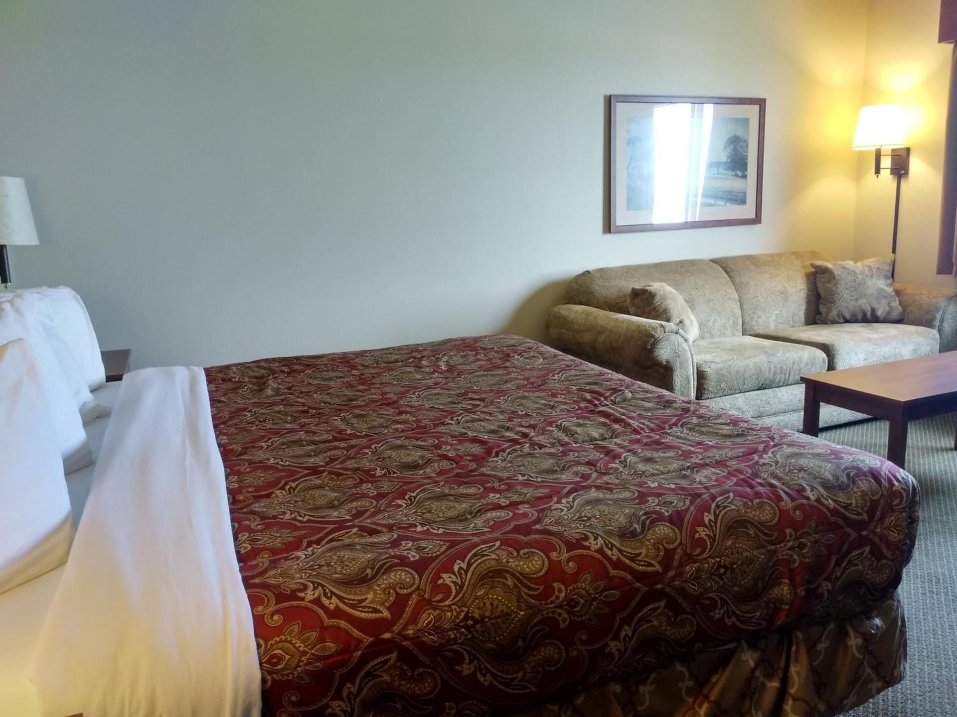 Madelia Hotel & Suites photo 26