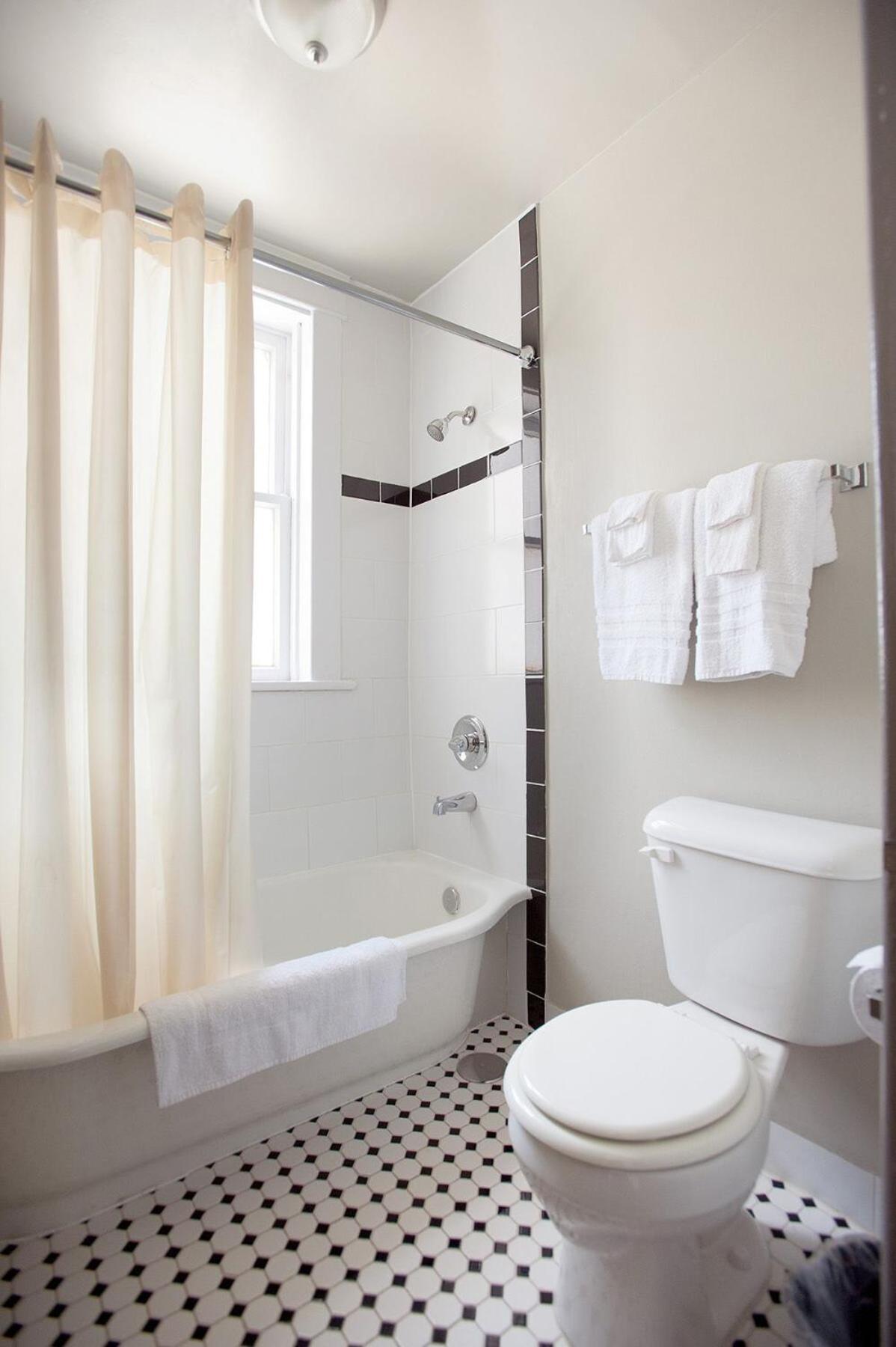 Gardner Hotel & Hostel photo 53