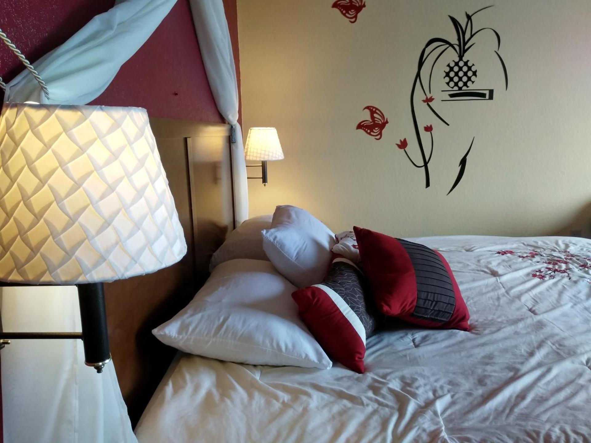 Madelia Hotel & Suites photo 14