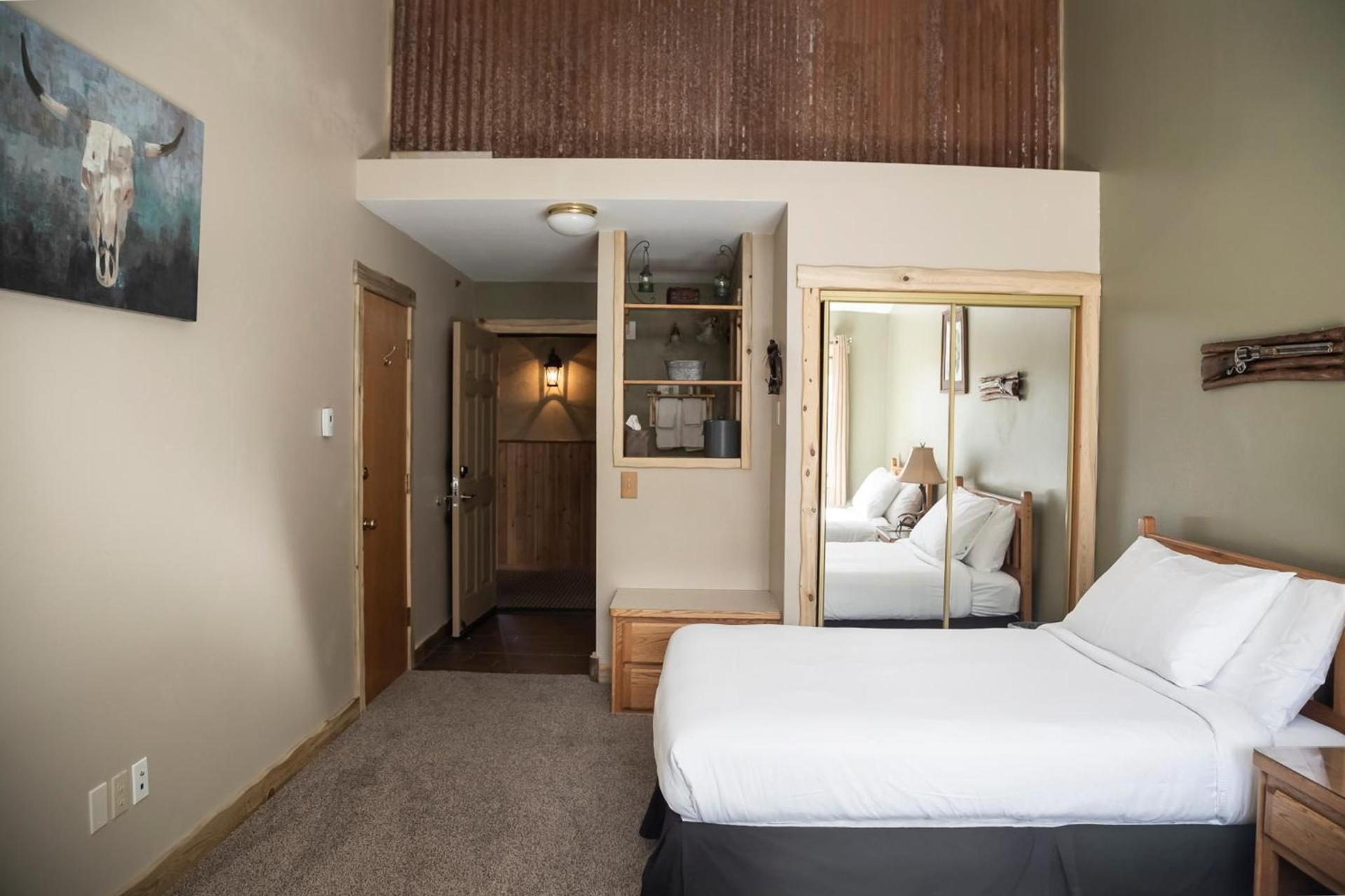 Arrowhead Mountain Lodge photo 52