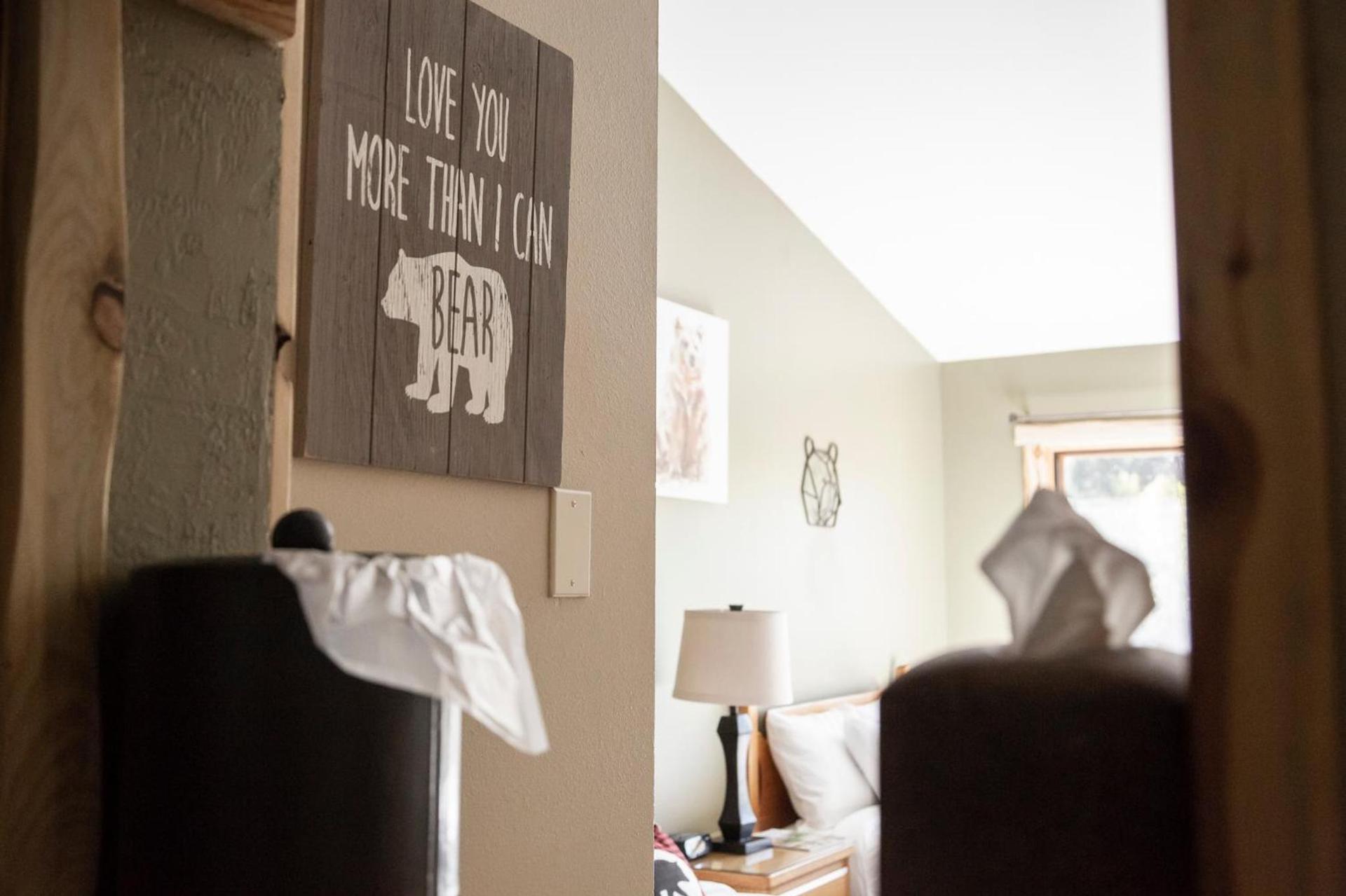 Arrowhead Mountain Lodge photo 49