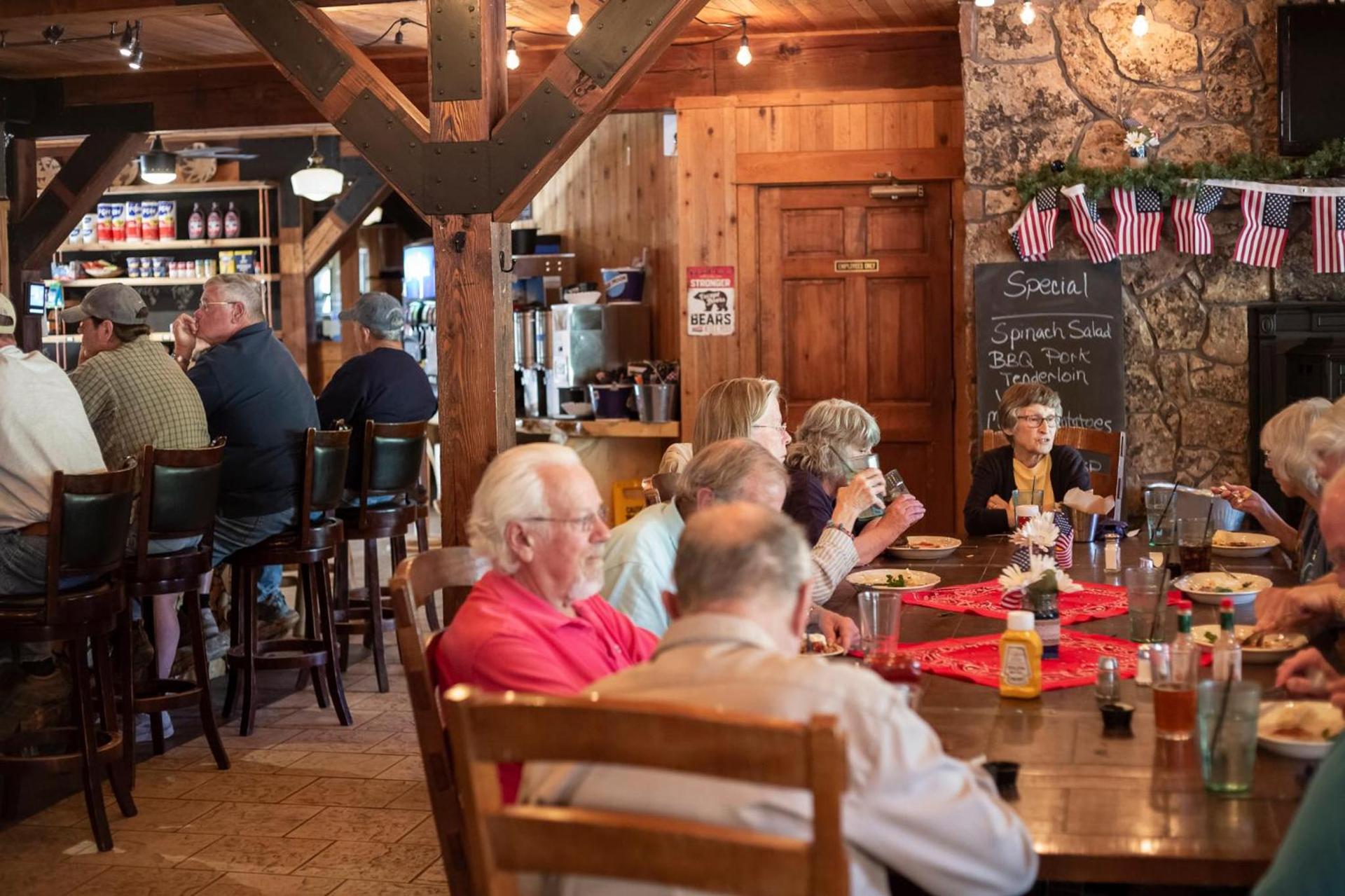 Arrowhead Mountain Lodge photo 13