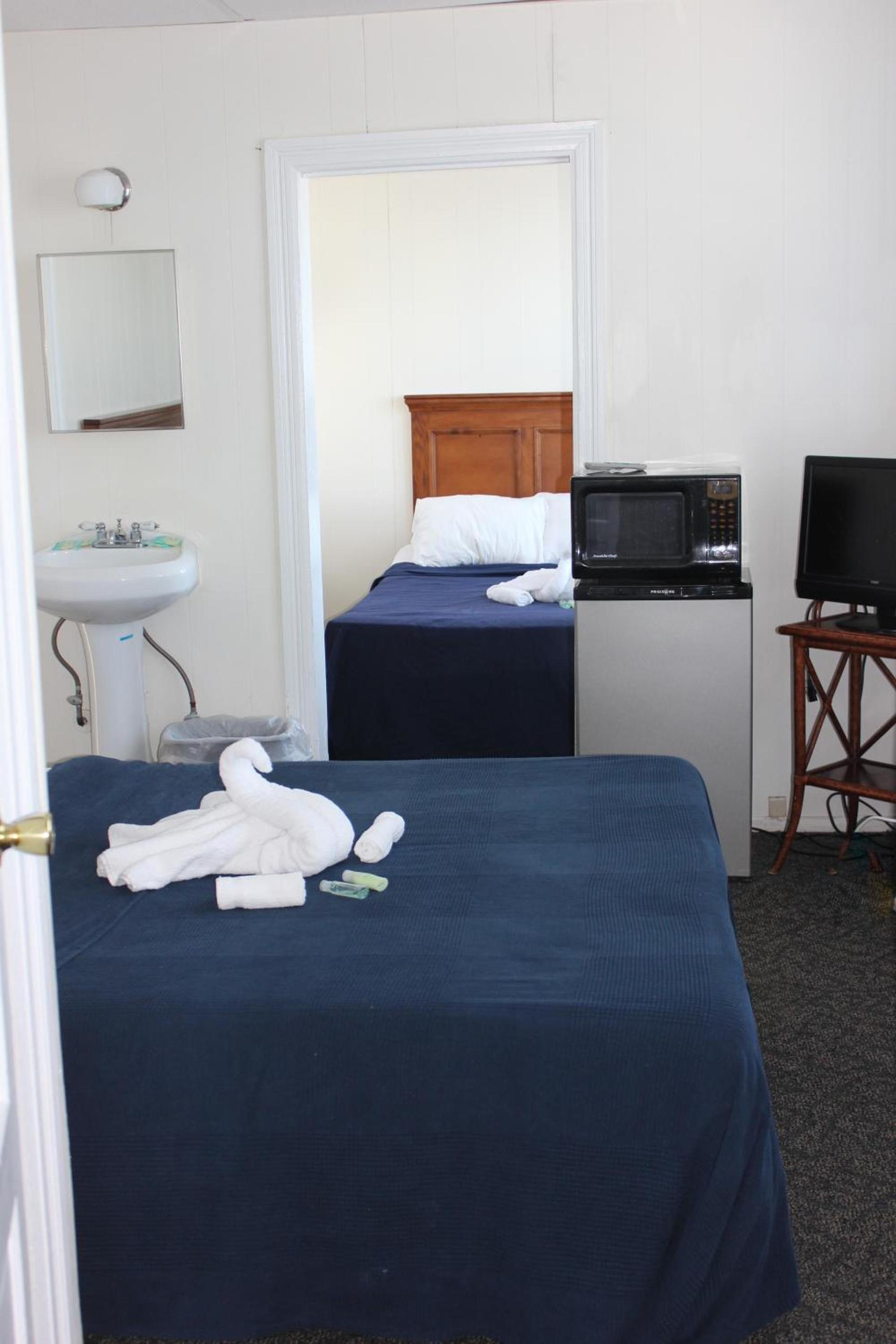 Blue Water Inn photo 37