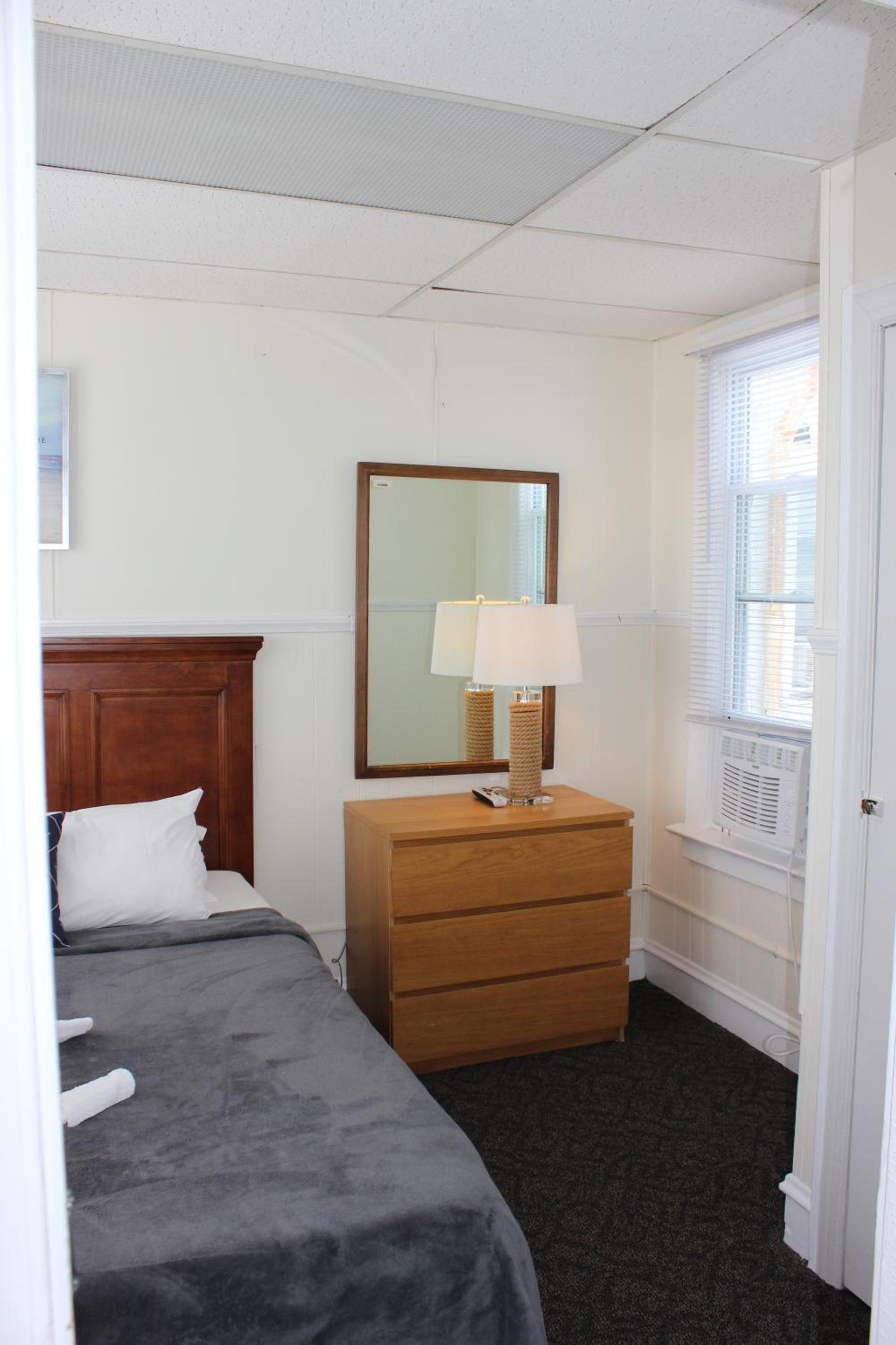 Blue Water Inn photo 33