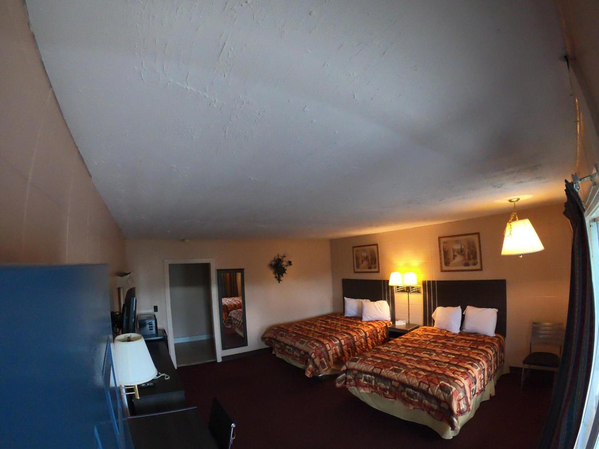 Scottish Inns McMinnville photo 12