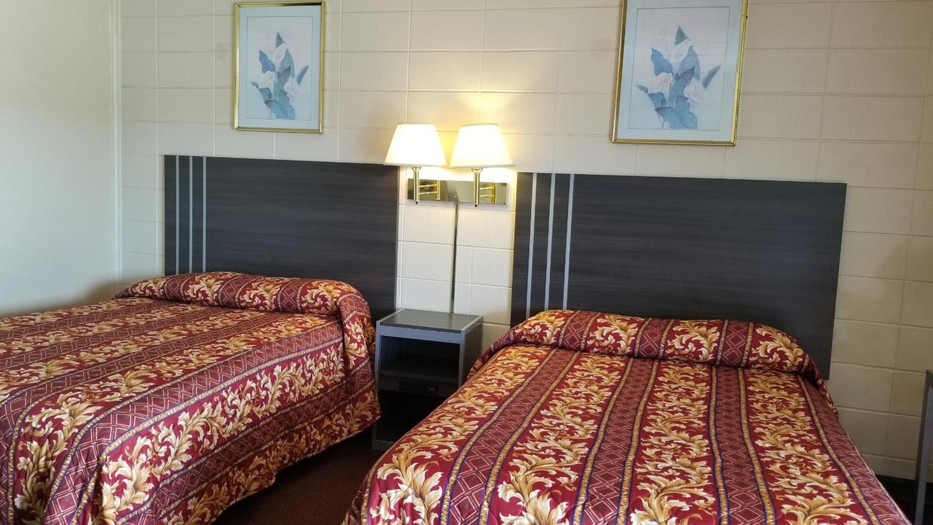 Scottish Inns McMinnville photo 11