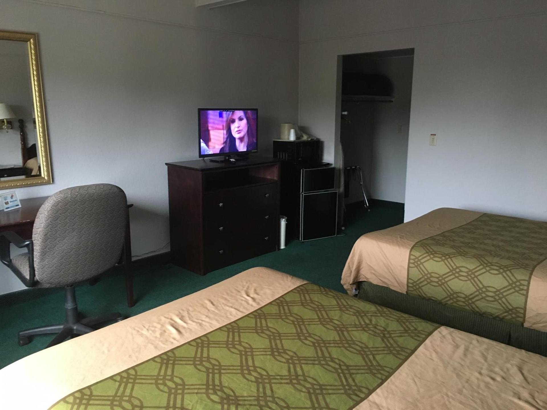 Rapids Inn & Suites photo 4