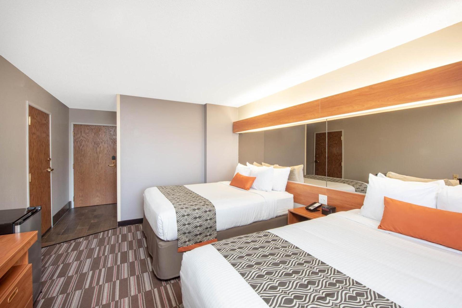 Microtel Inn & Suites by Wyndham Springfield photo 31