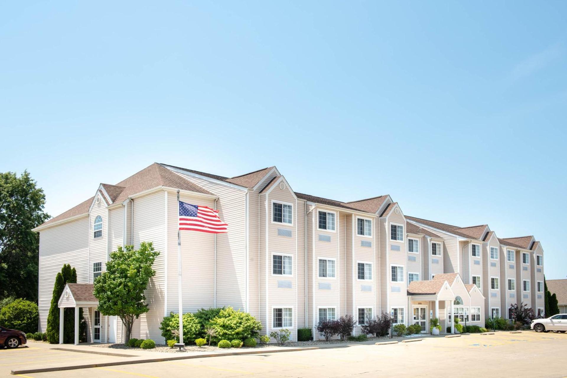 Microtel Inn & Suites by Wyndham Springfield photo 7