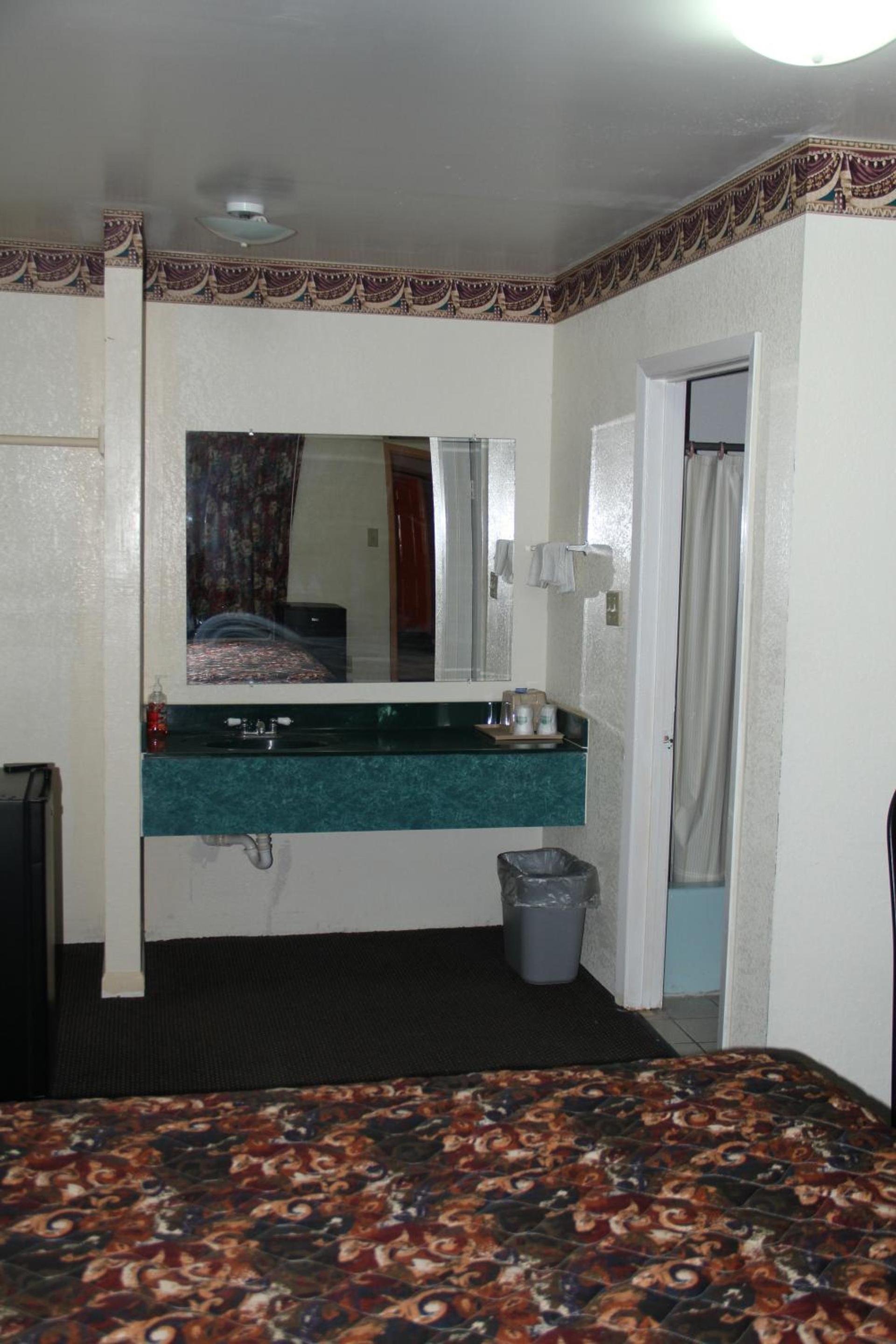 Choice Inn San Antonio photo 18