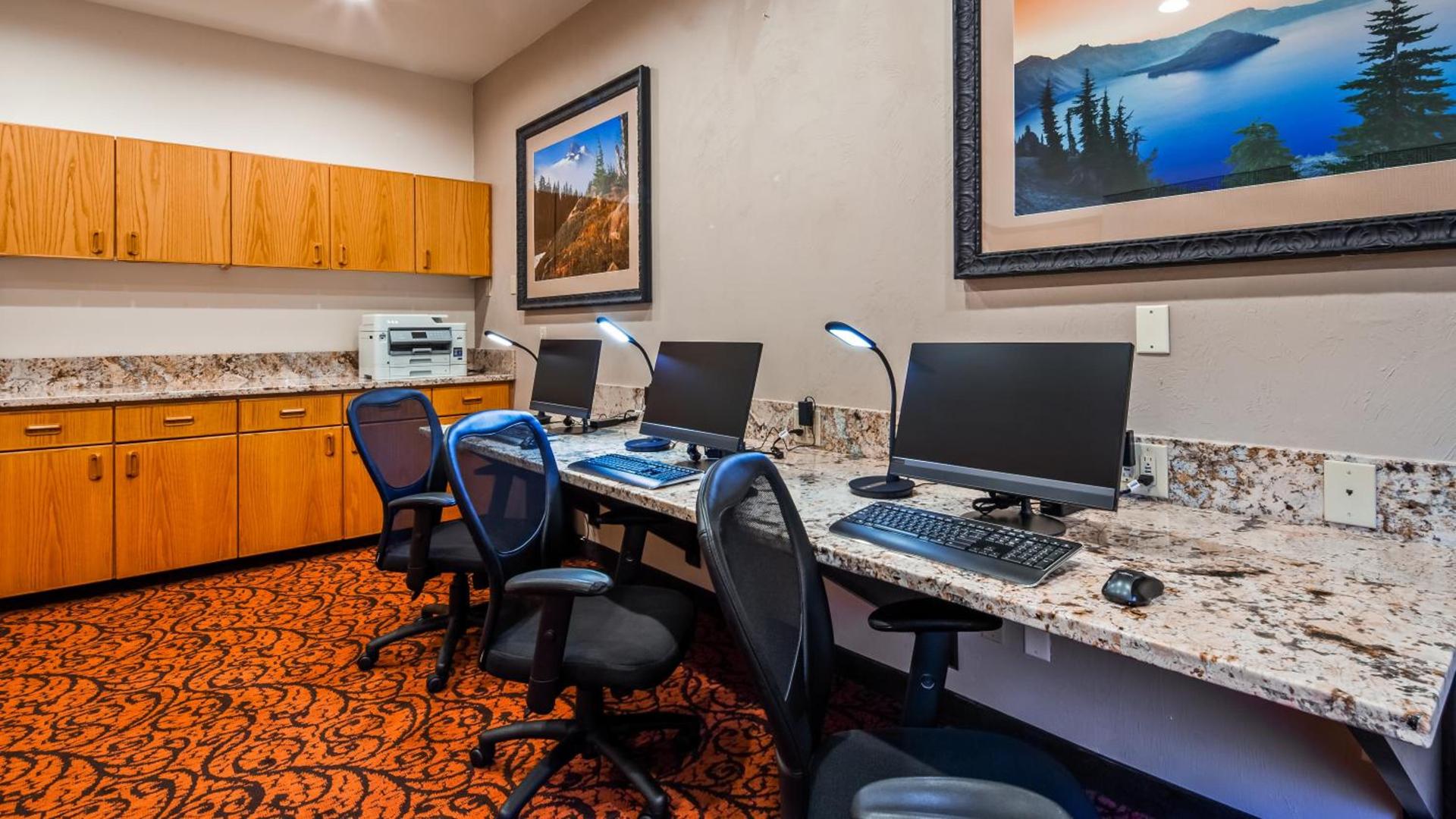 Best Western Plus Mill Creek Inn photo 47