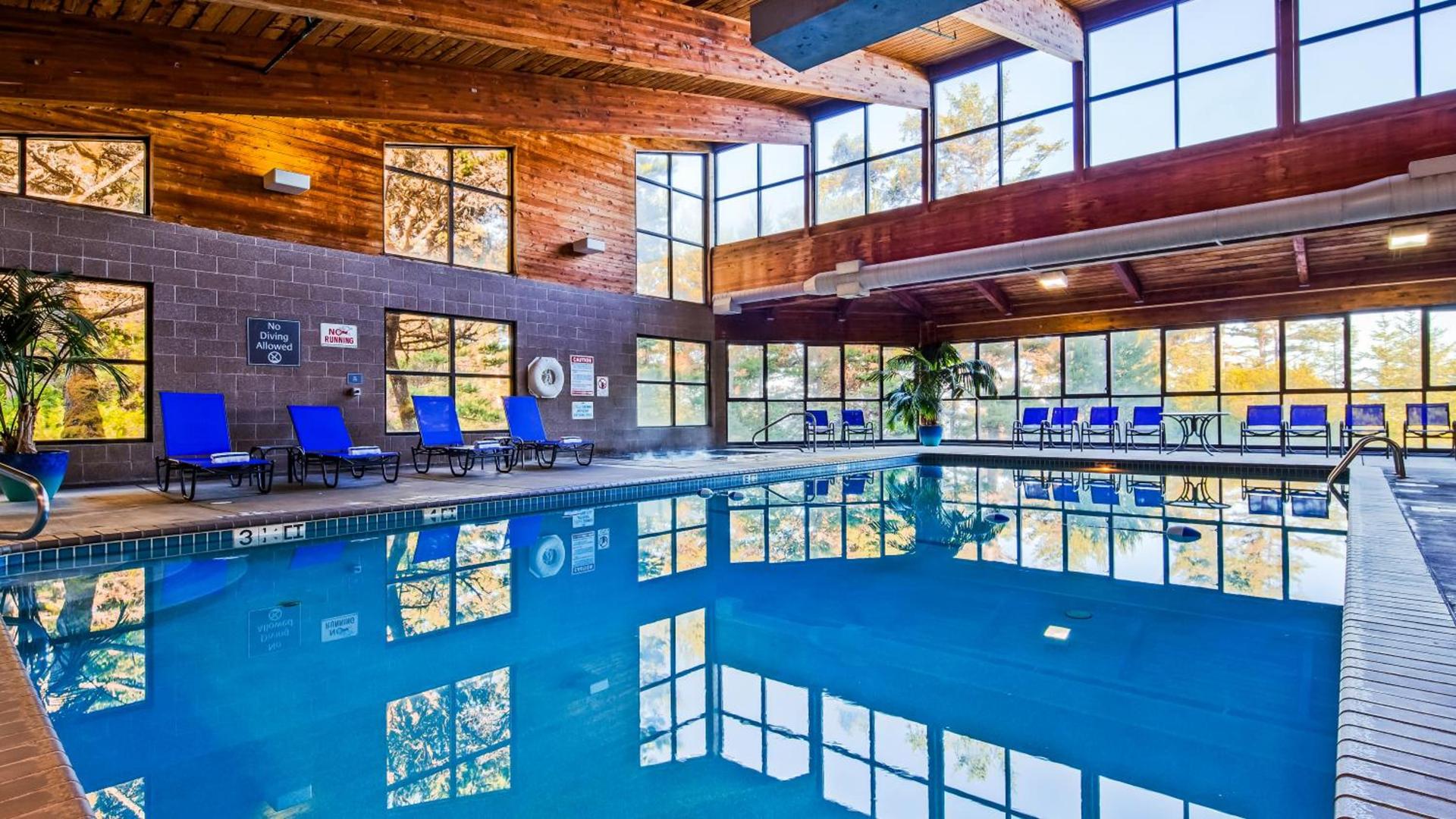 Best Western Plus Agate Beach Inn photo 43