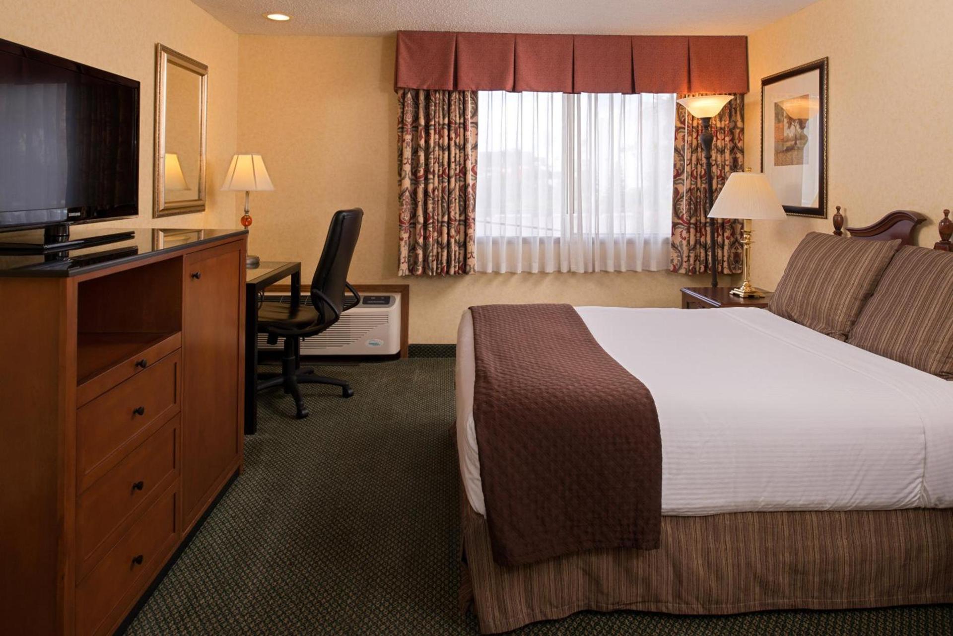 Red Lion Hotel Yakima Center photo 29