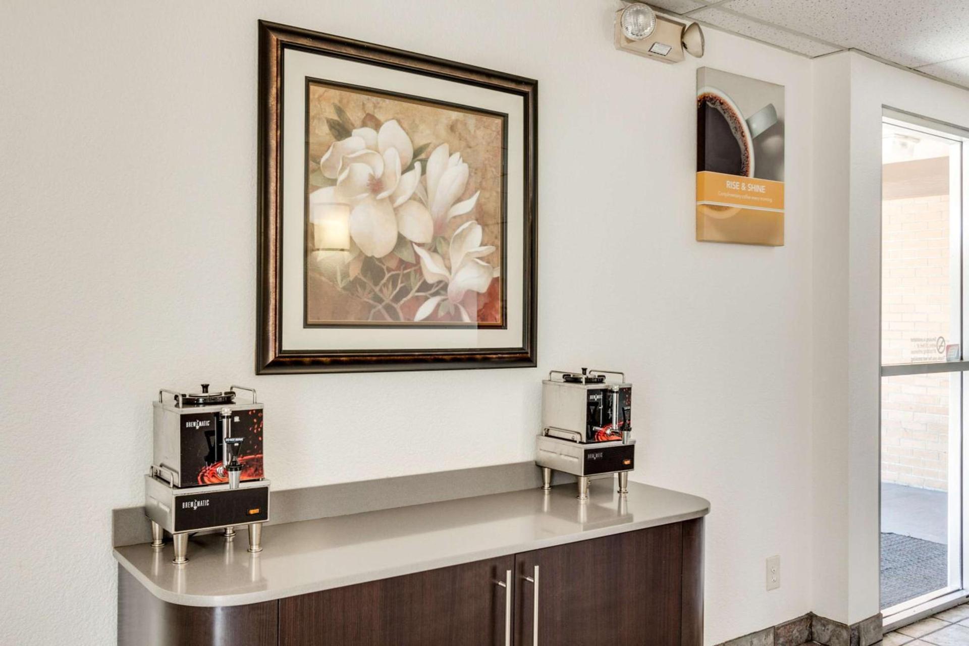 Motel 6-Spokane, WA - West photo 12