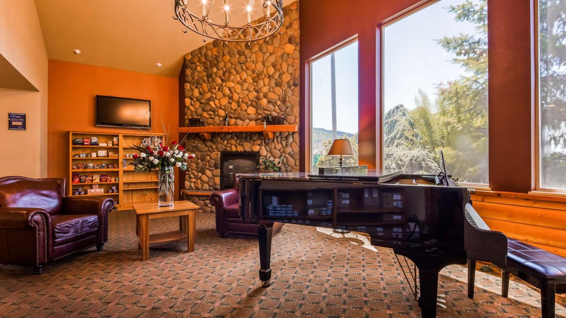BEST WESTERN PLUS Hartford Lodge photo 2
