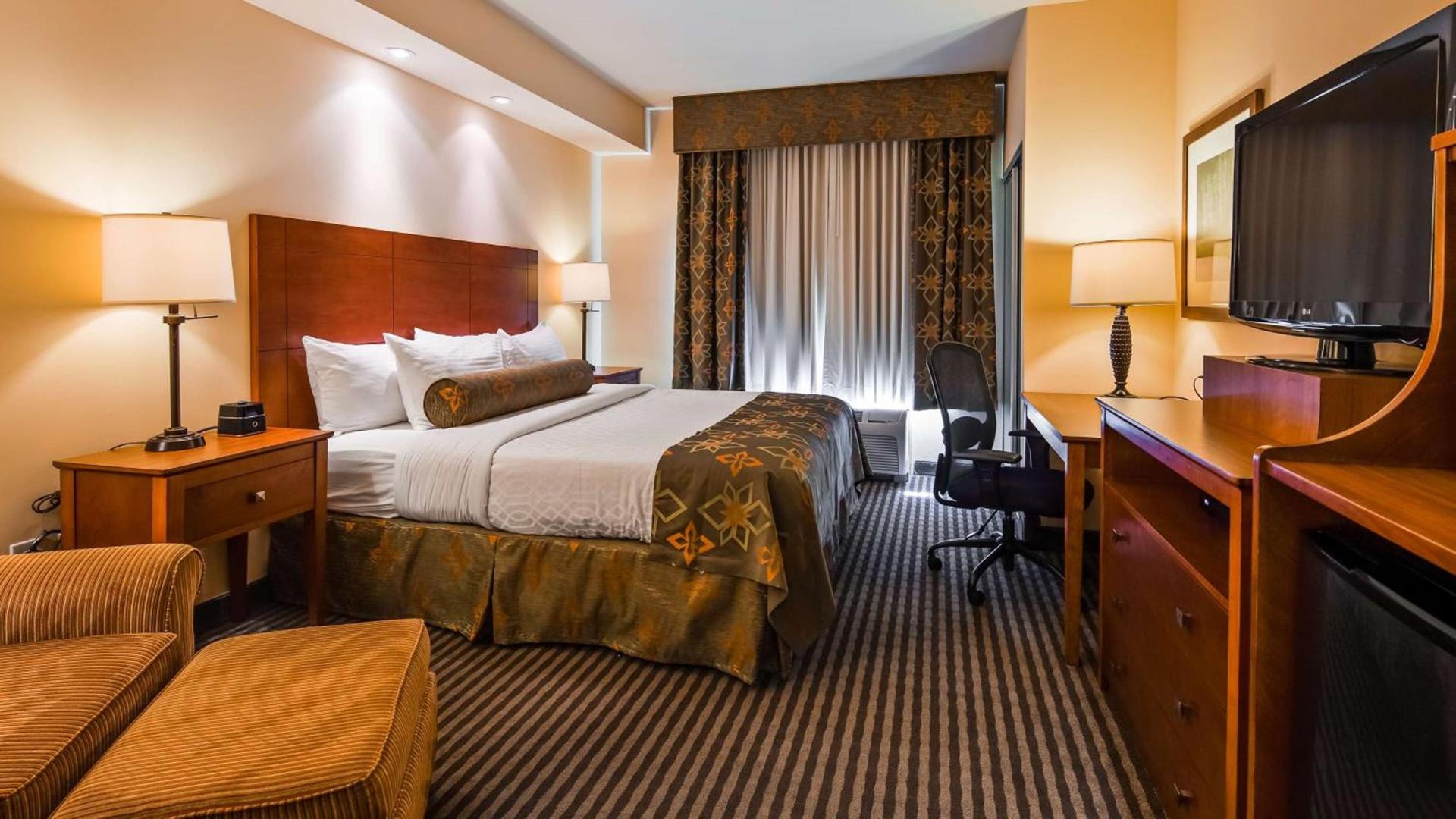 Best Western PLUS Westgate Inn and Suites photo 9