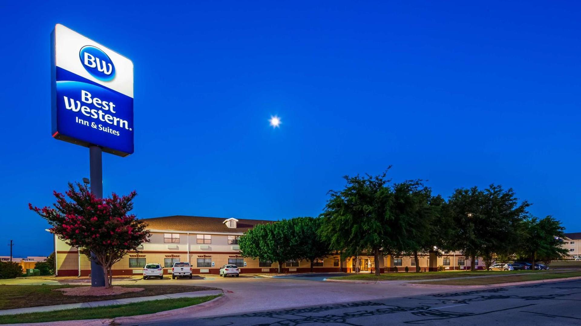 Best Western Inn & Suites — hotel in Copperas Cove