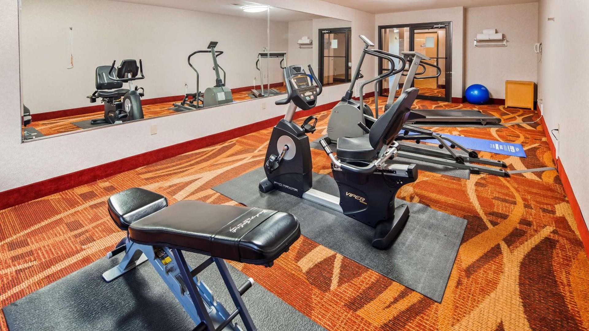 Best Western Inn & Suites photo 12