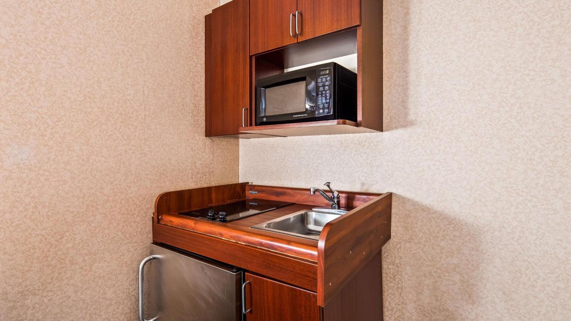 Best Western Manassas photo 11