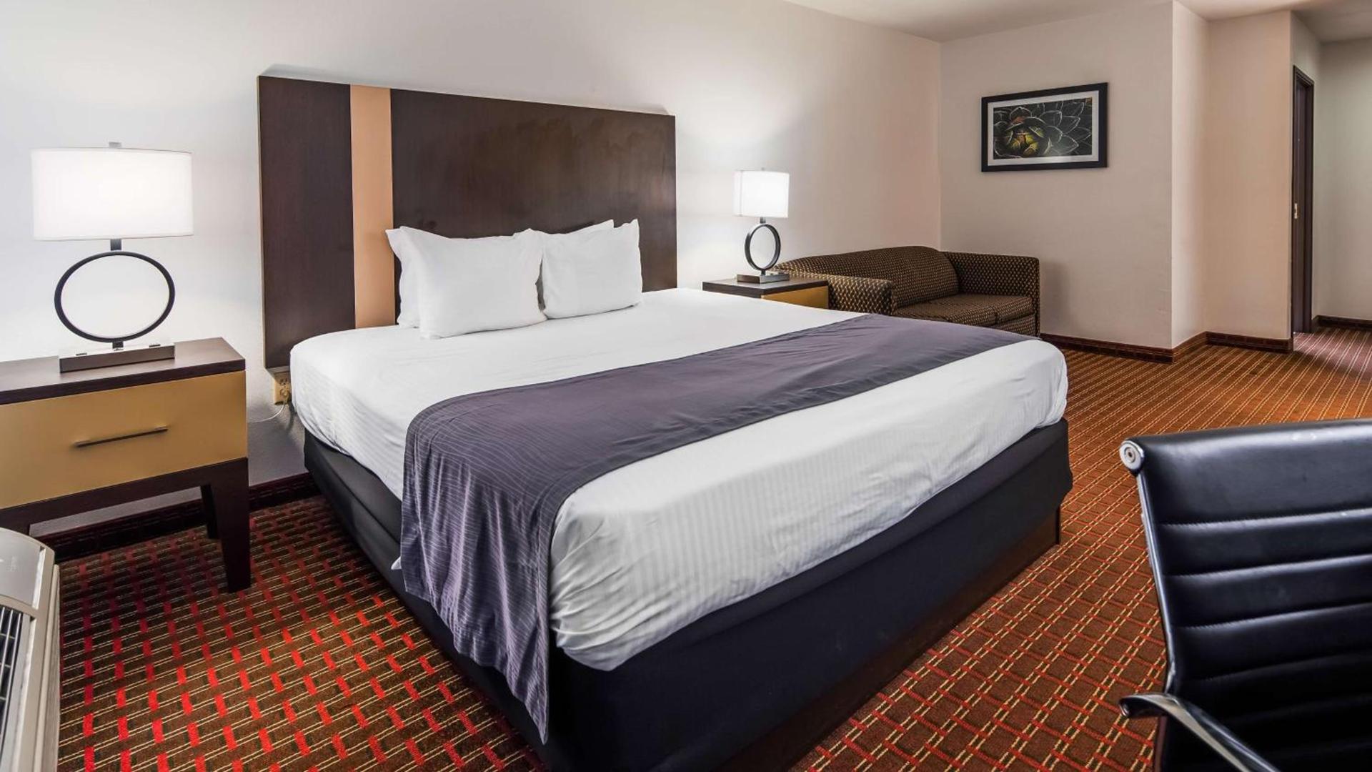 Best Western Inn & Suites photo 3