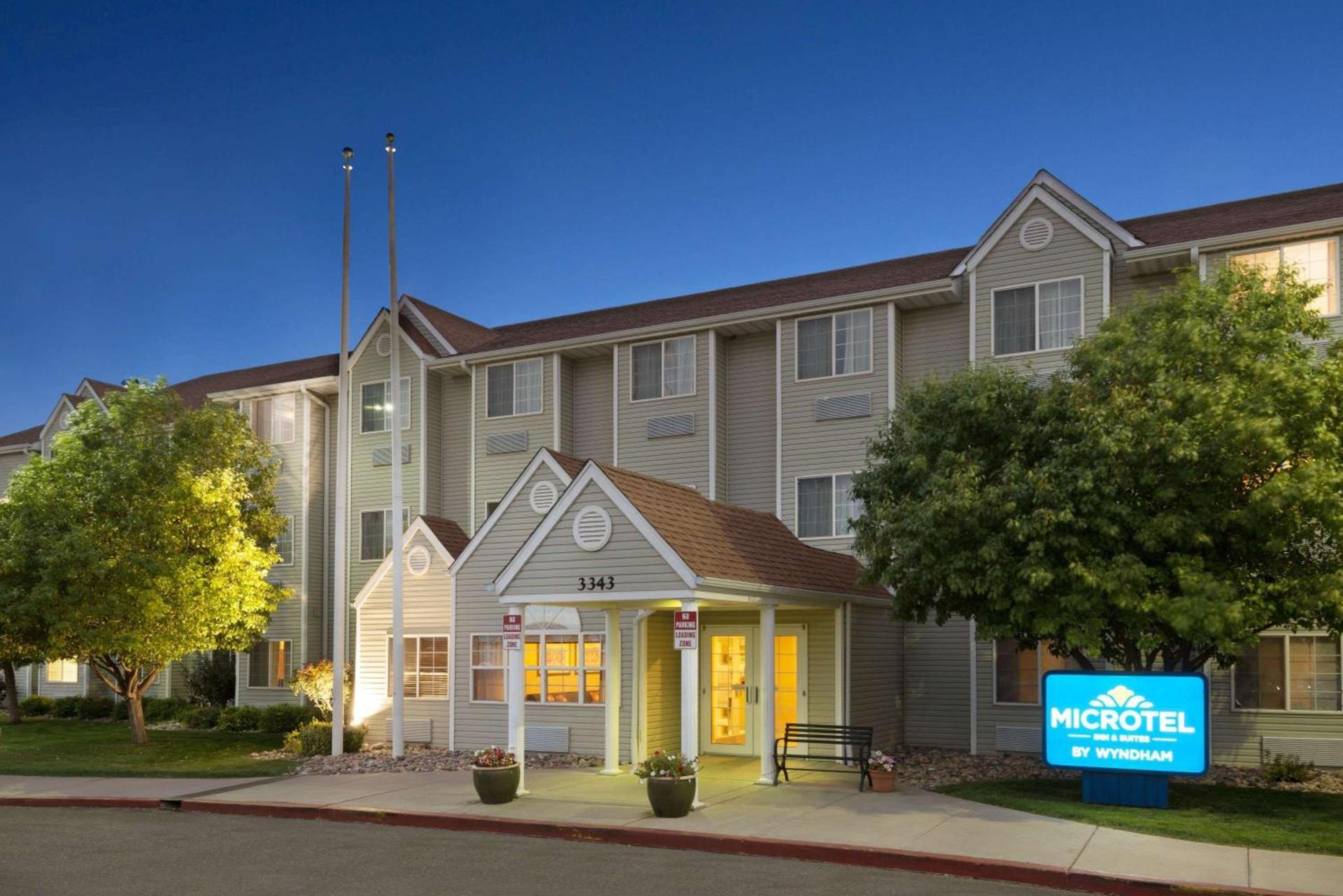 Microtel Inn and Suites Pueblo photo 9