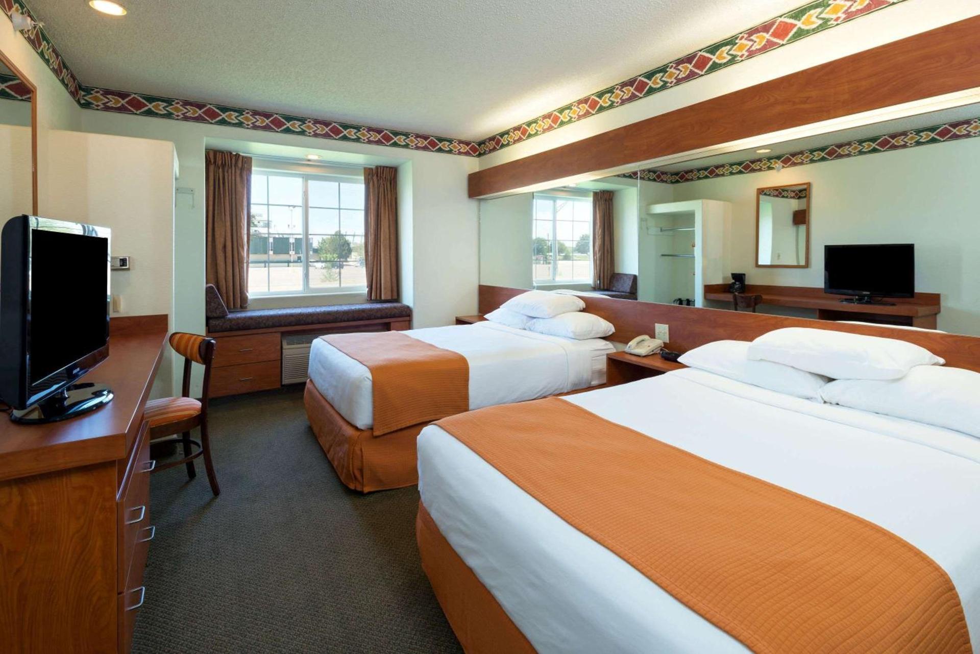 Microtel Inn and Suites Pueblo photo 18