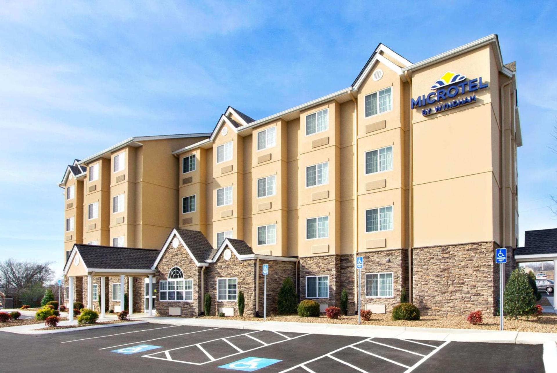 Microtel Inn & Suites by Wyndham photo 1