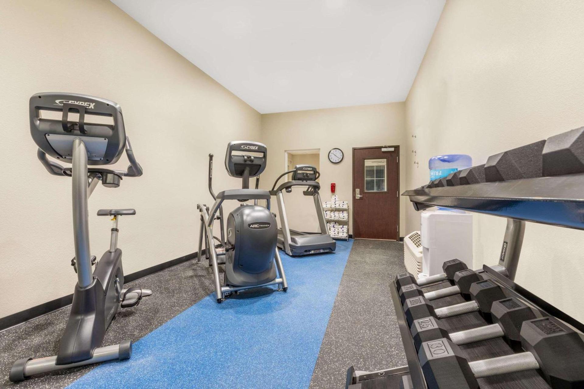 Microtel Inn & Suites by Wyndham Perry photo 26