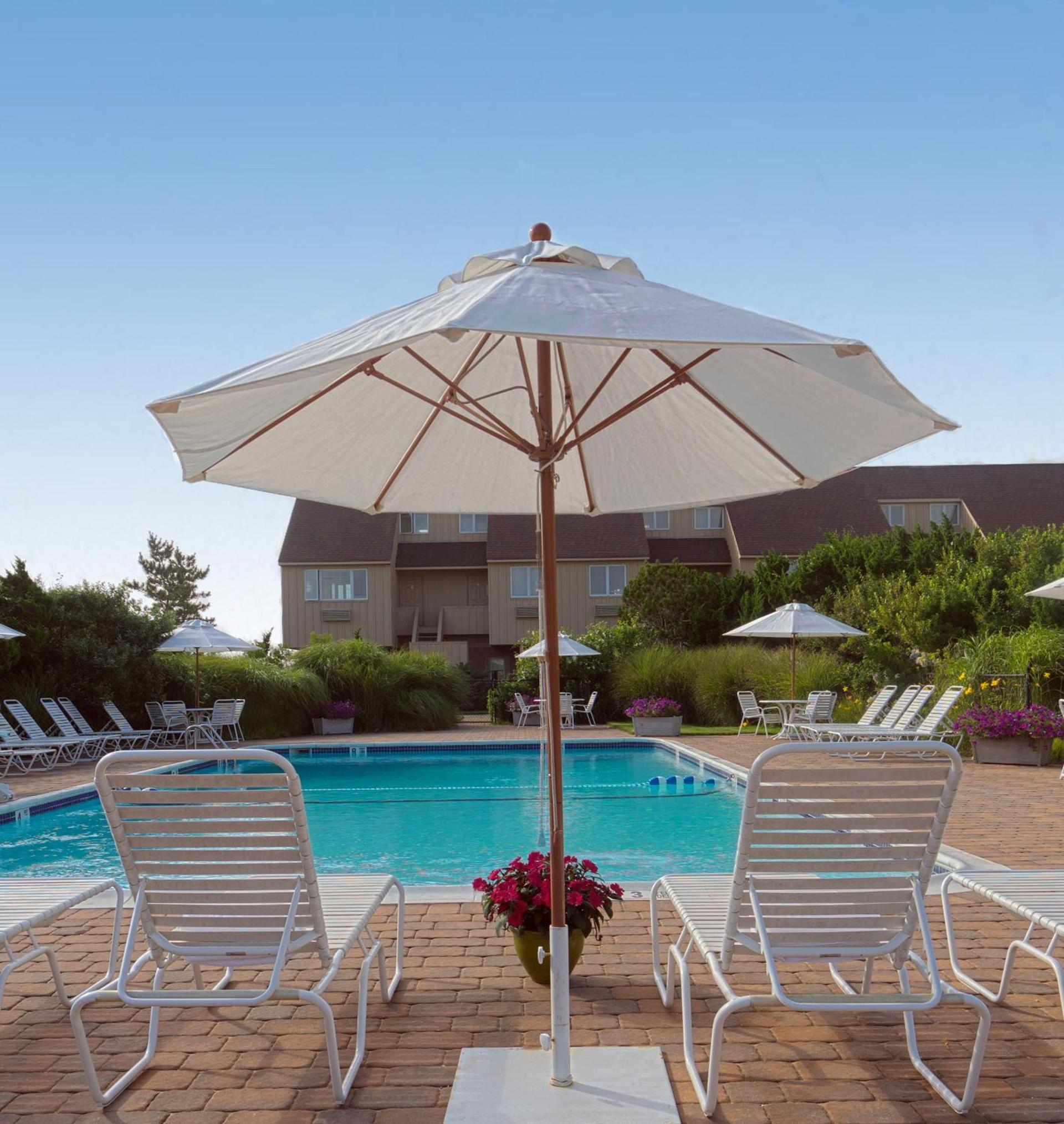 Windward Shores photo 9
