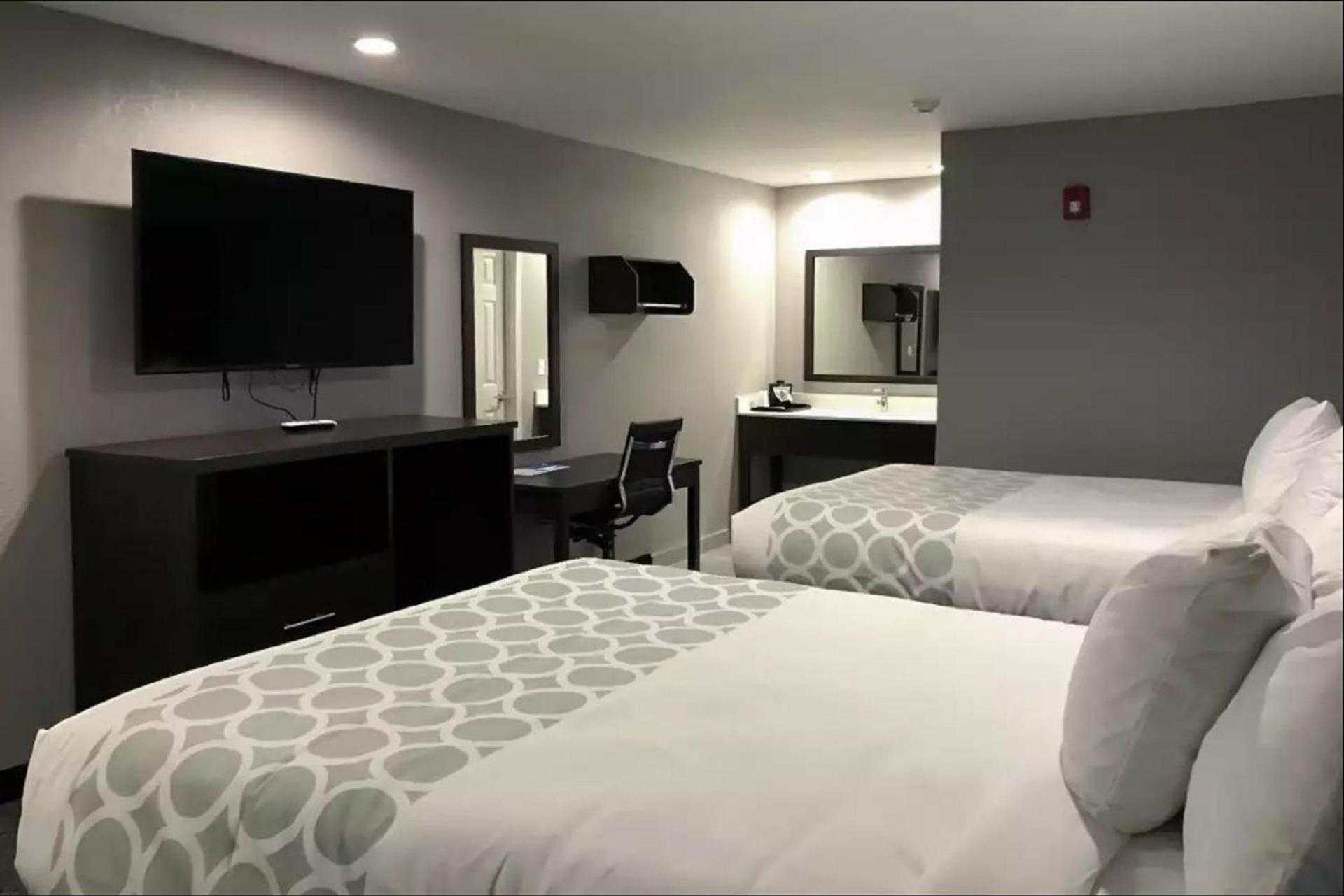 Rodeway Inn Calhoun South photo 24