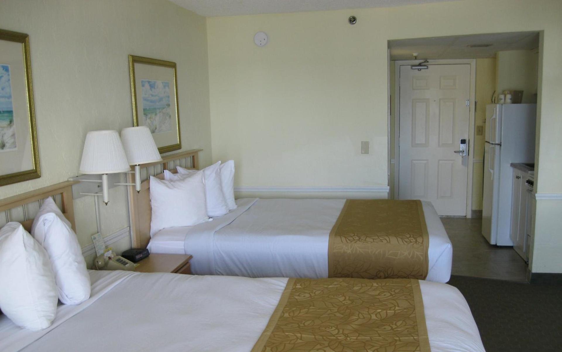 Days Inn by Wyndham Daytona Oceanfront photo 36