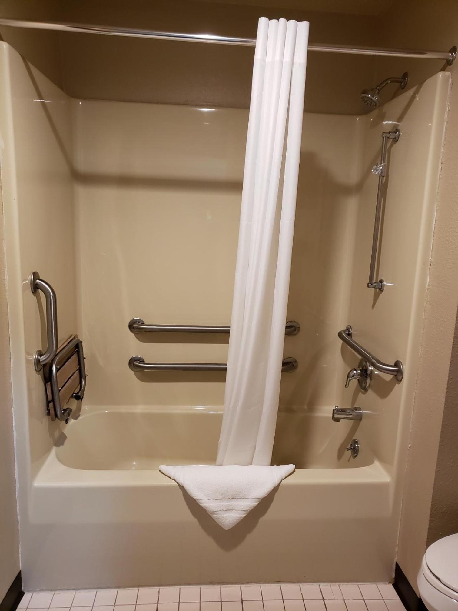 Woodside Dells Hotel & Suites photo 68