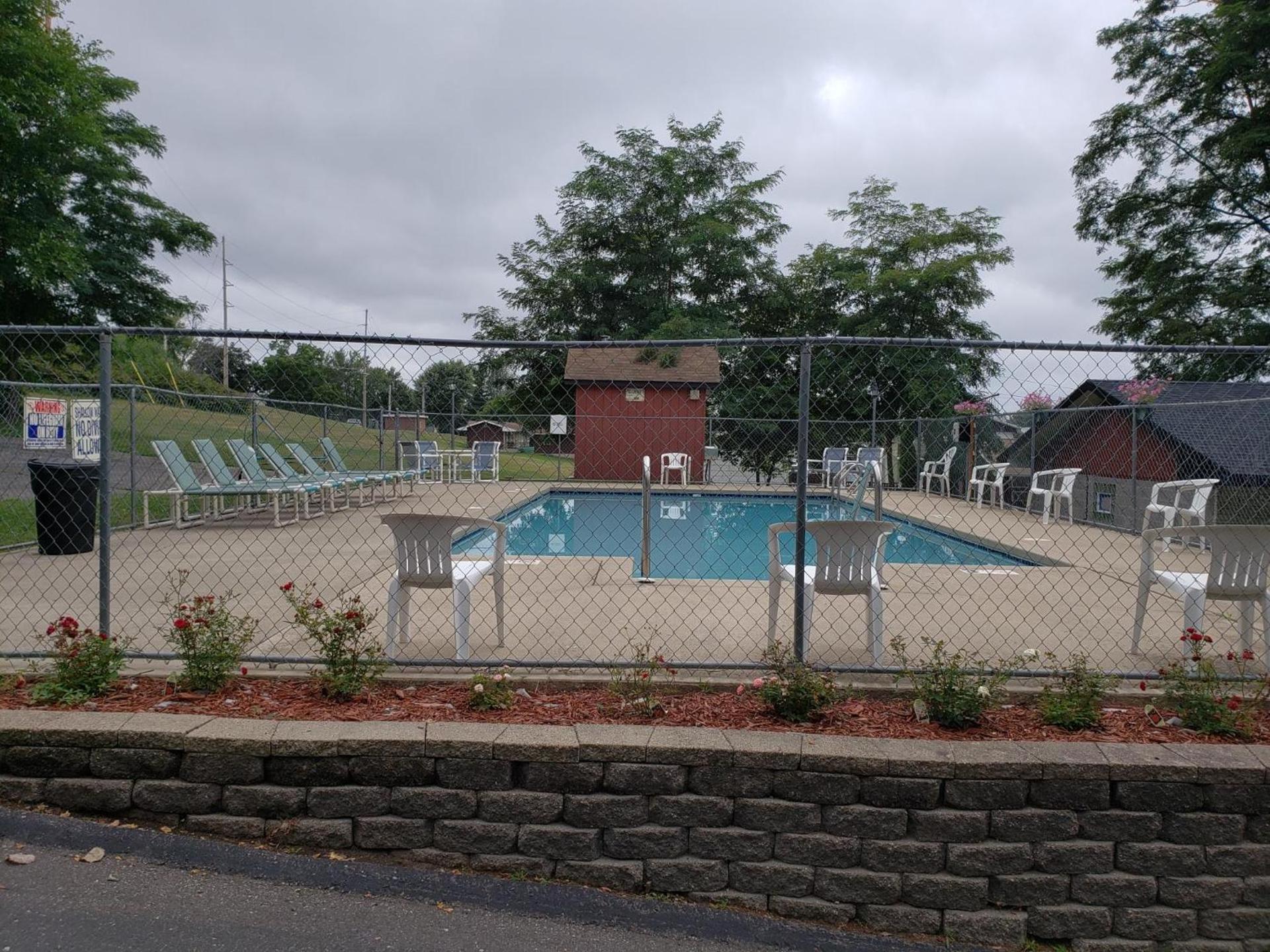 Woodside Dells Hotel & Suites photo 2