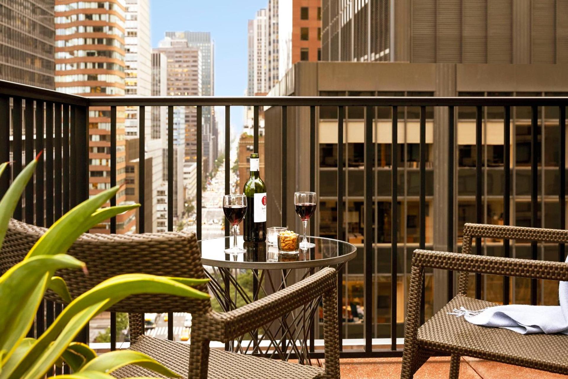 The Fifty Sonesta Hotel New York photo 2