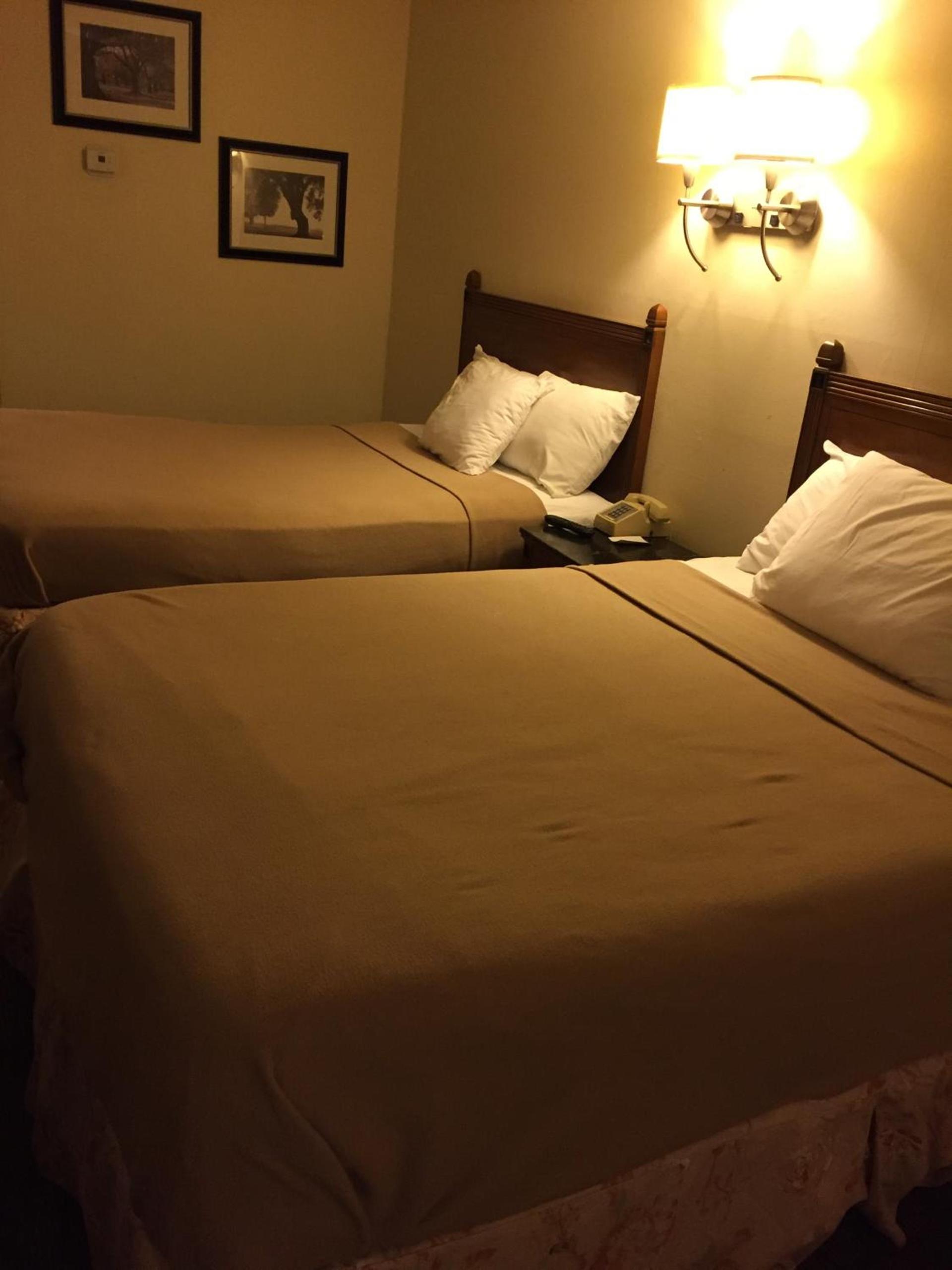 Cheshire Motor Inn photo 11