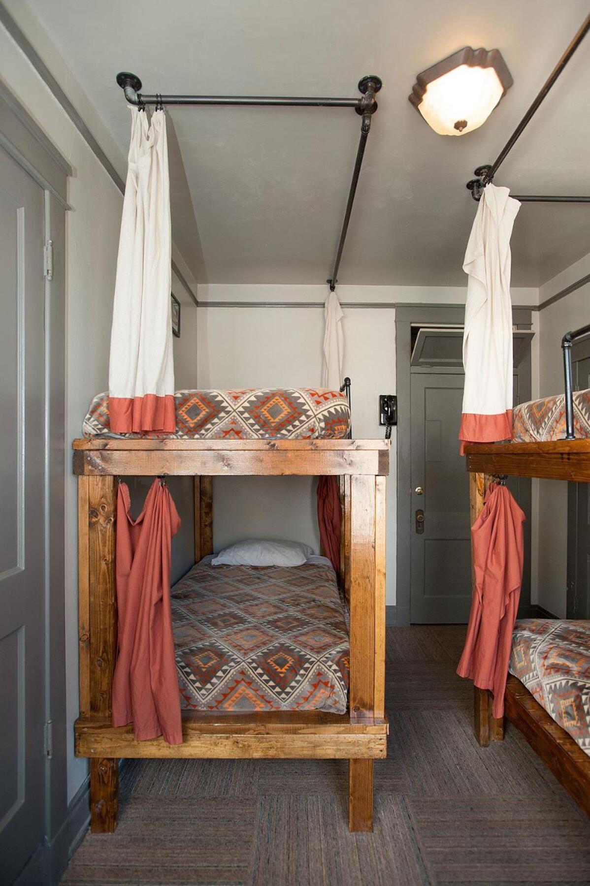 Gardner Hotel & Hostel photo 47