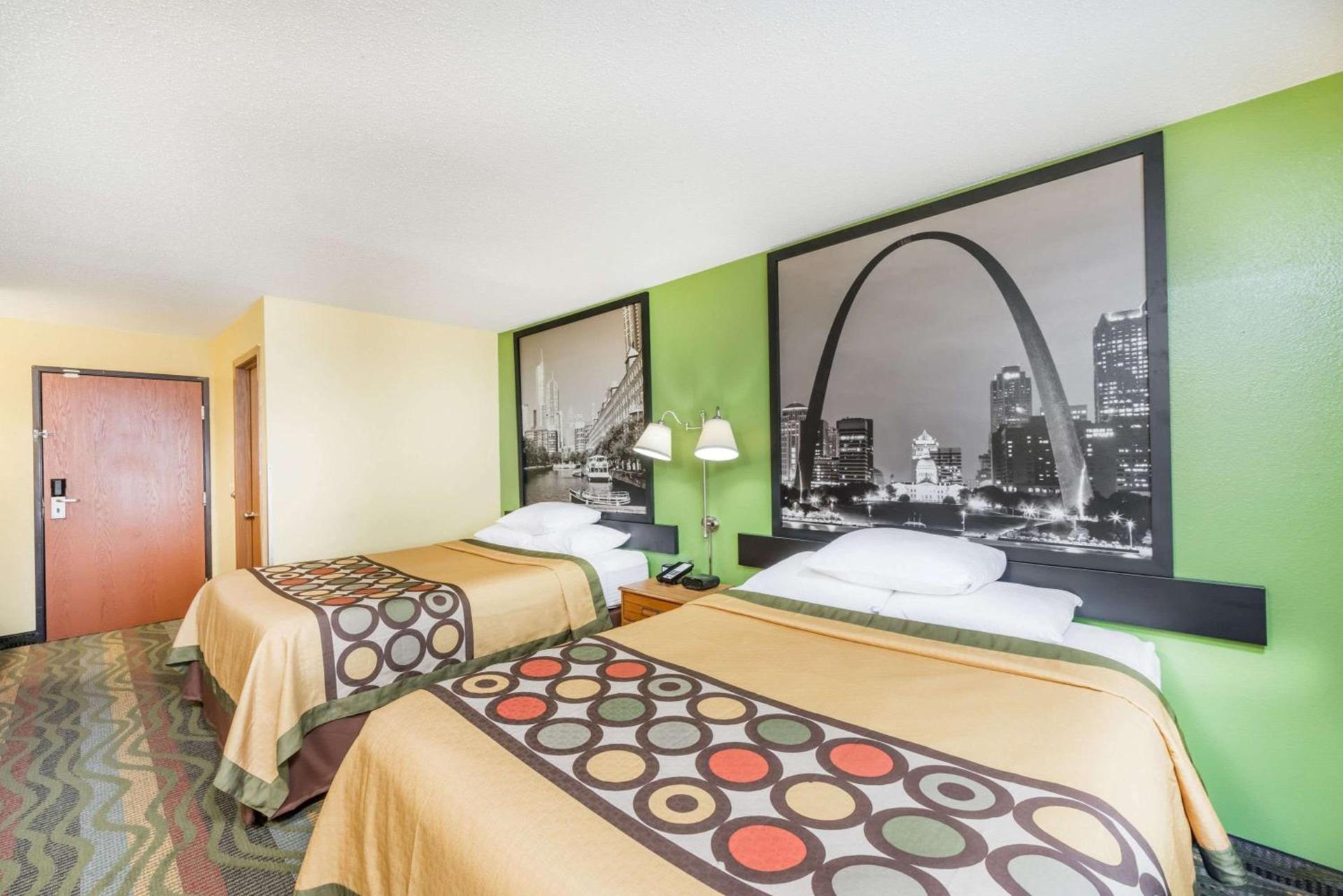 Super 8 by Wyndham Jacksonville photo 27