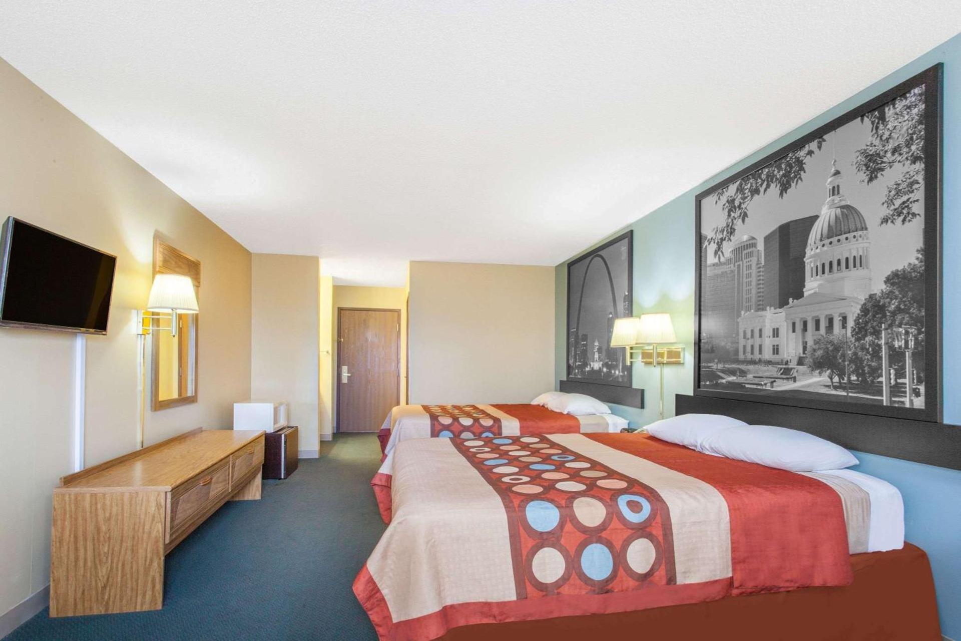 Super 8 by Wyndham Carthage photo 10