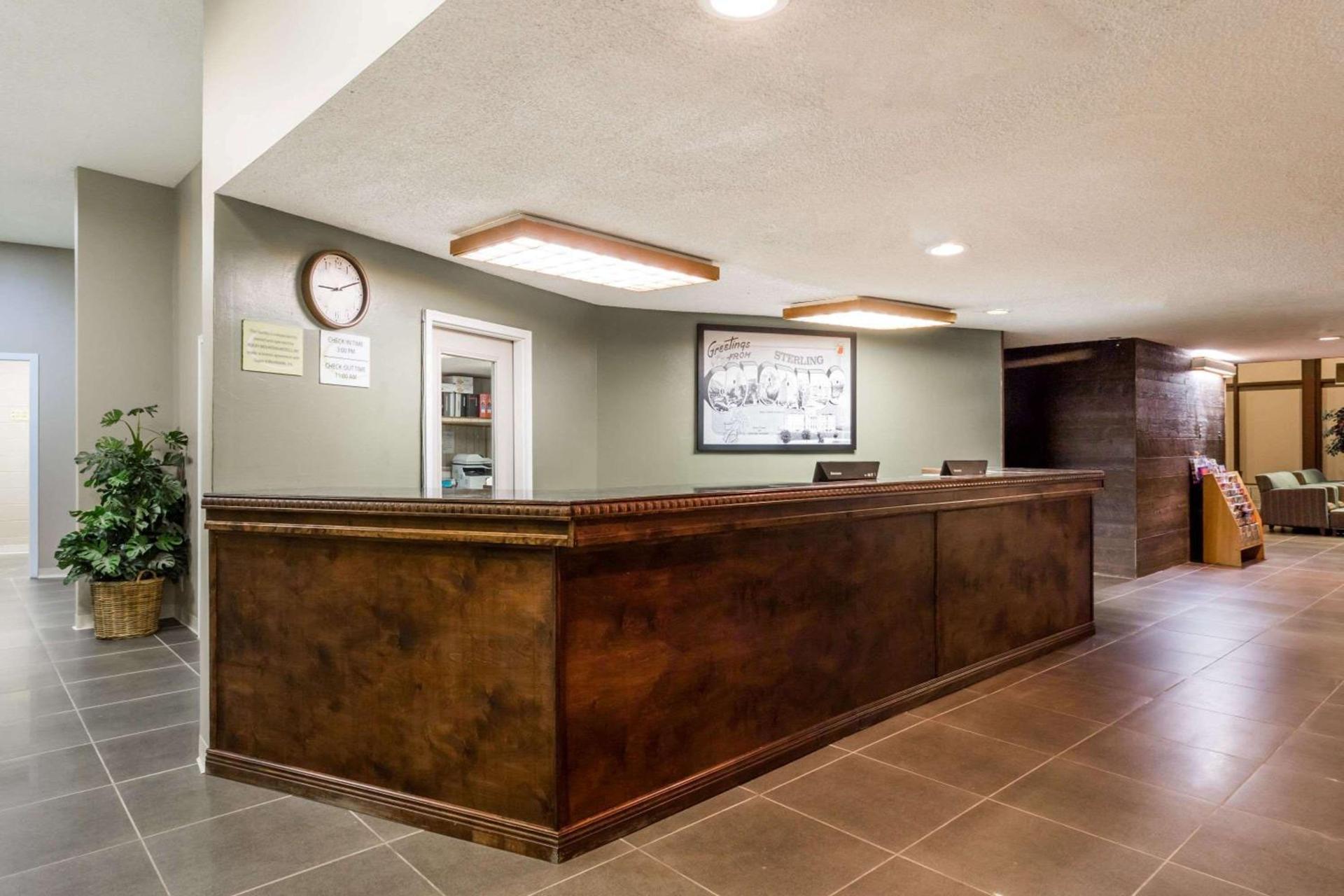 Super 8 by Wyndham Sterling CO photo 3