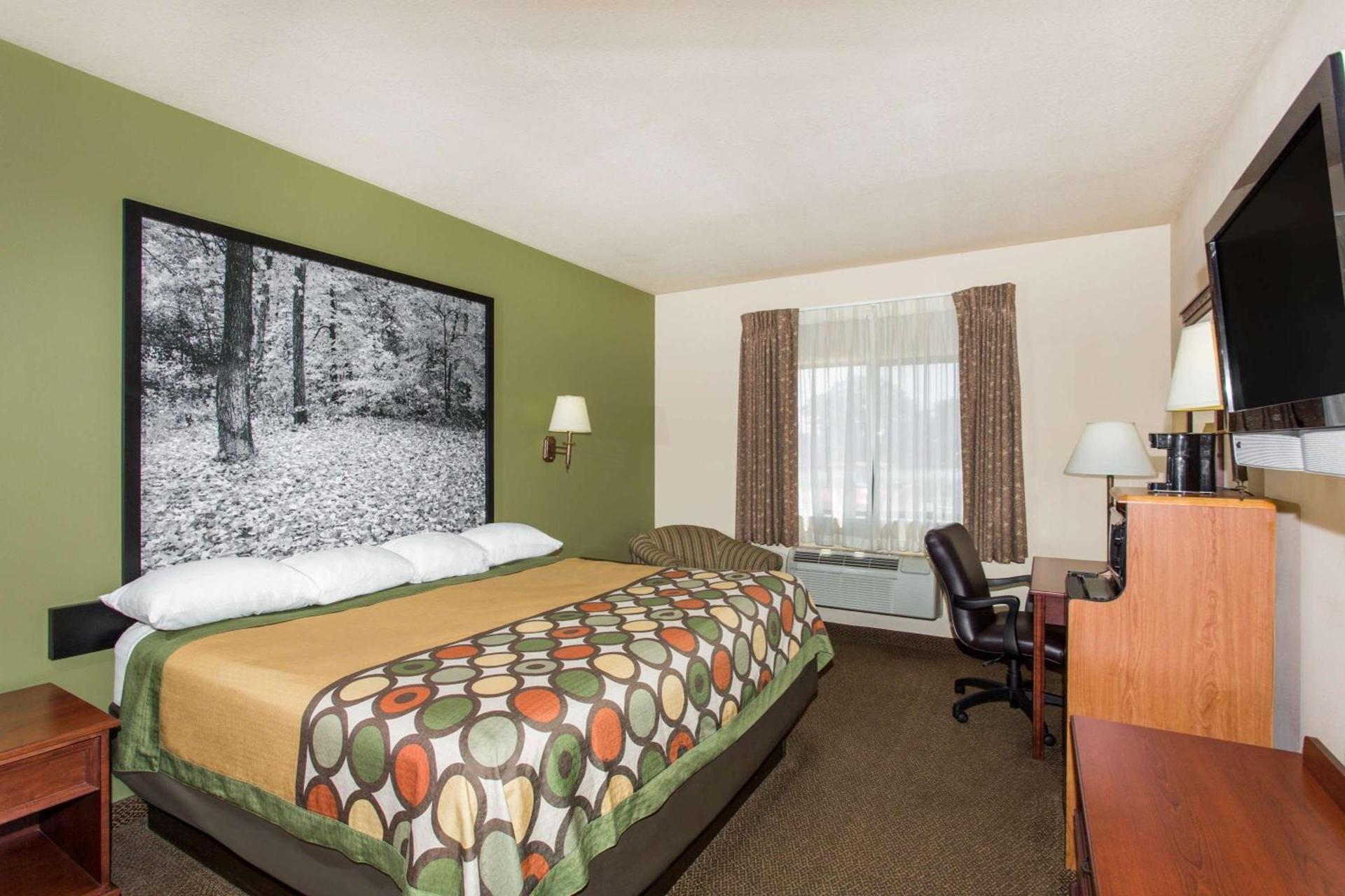 Super 8 by Wyndham Perryville photo 9