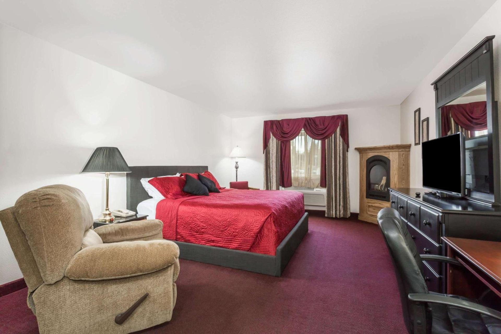 Super 8 by Wyndham Rexburg photo 6