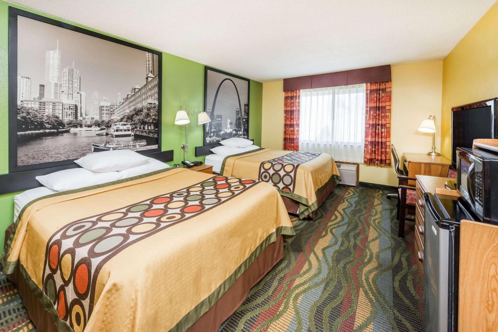 Super 8 by Wyndham Jacksonville photo 23