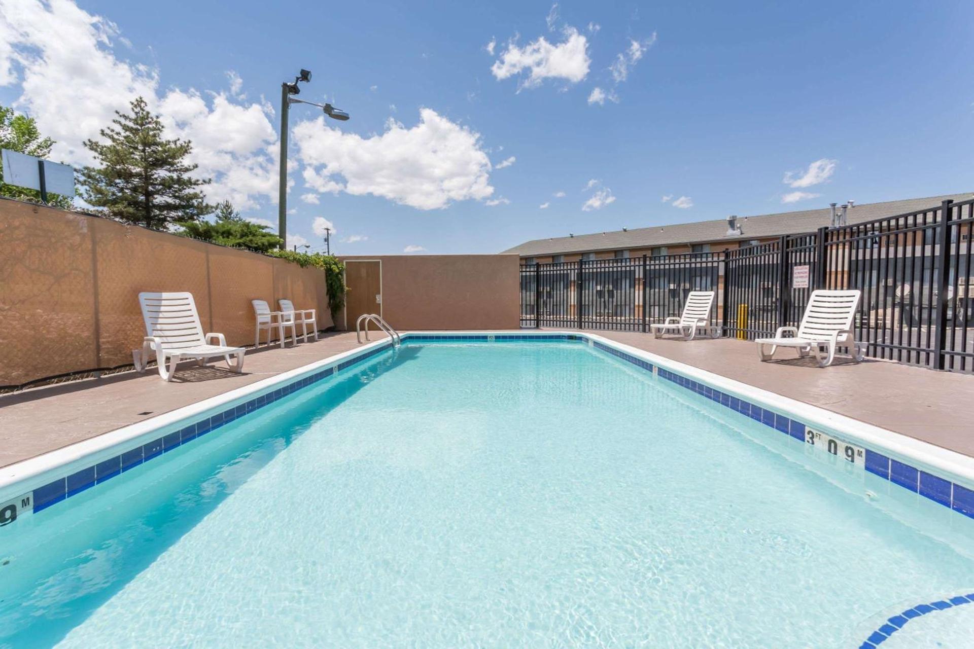 Super 8 by Wyndham Grand Junction Colorado photo 29
